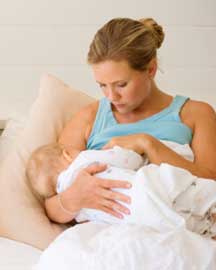 How Breastfeeding Can Help Start a Baby’s Digestion on the Right Track